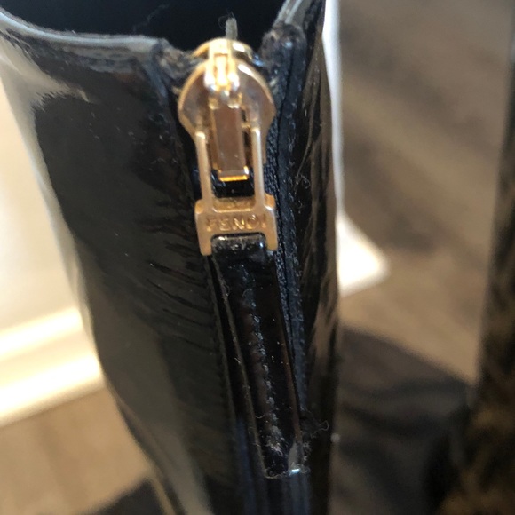 Authentic Fendi boots - Picture 3 of 8